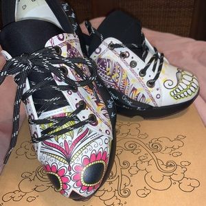 Goby Unique 👟 sneaker “sugar skull “